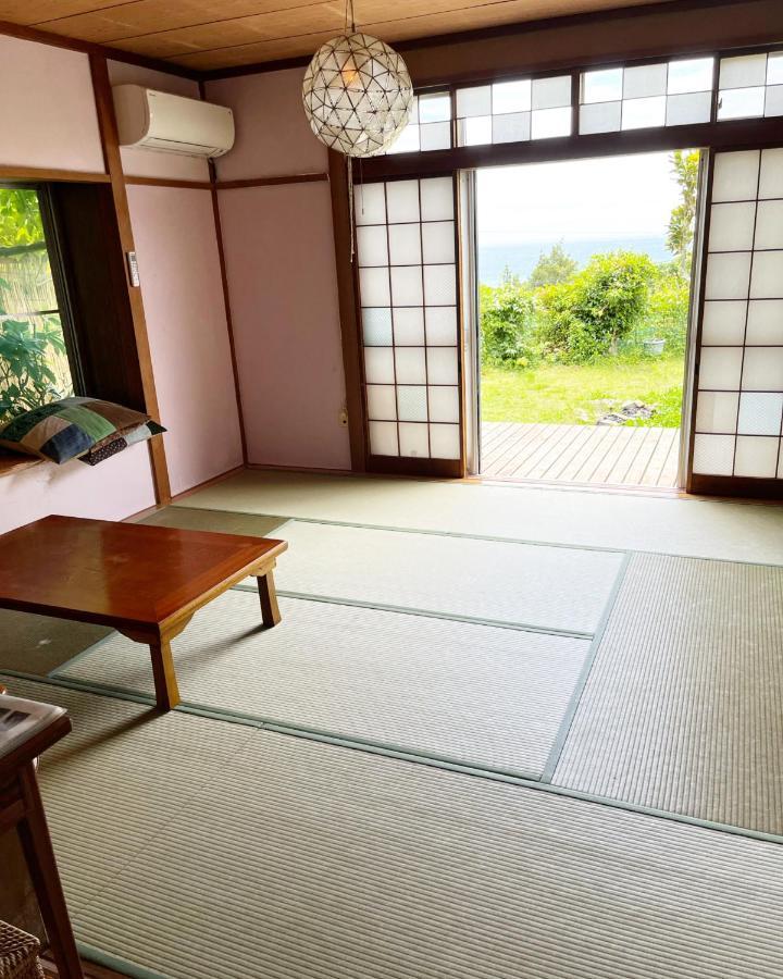 Guesthouse Papaya Shimoda  Bagian luar foto